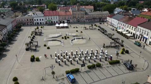 Rynek w Skierniewicach zostanie odbetonowany. "Zieleni musi być więcej"