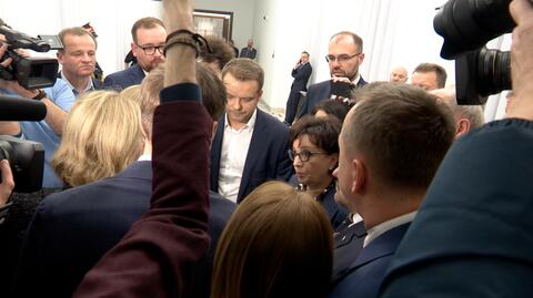 PiS krytykuje "wypłakiwanie się w sukienkę Very Jourovej". Ich politycy właśnie to robią