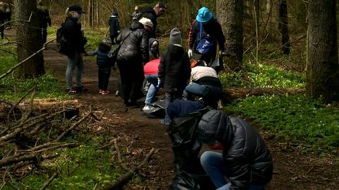 Tysiące wolontariuszy sprząta śmieci w lasach, parkach i nad rzekami