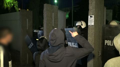 Zamieszki w Koninie po zastrzeleniu 21-latka przez policję. 7 osób zatrzymanych