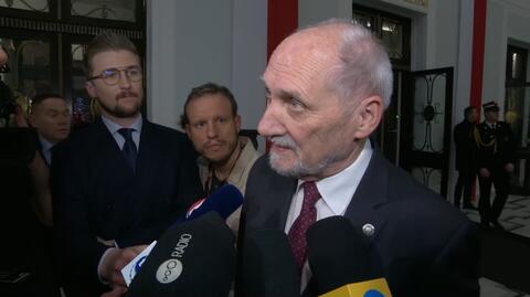 MON likwiduje podkomisję smoleńską. Macierewicz: to bezprawna decyzja