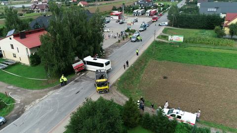 02.09.2019 | Wypadek busa pod Nowym Sączem. Jedna osoba nie żyje, dzieci ranne