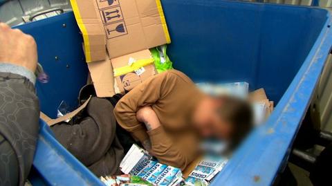 24.04.2016 | Ukradł piwo i chipsy, zasnął w kontenerze na śmieci. Obudziła go policja