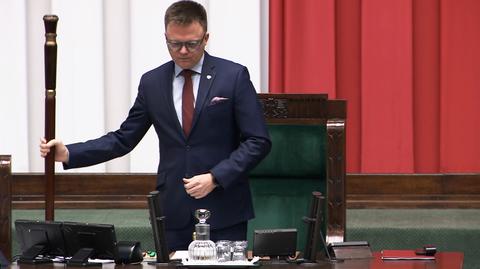 Sejm zajmie się prawem aborcyjnym w kwietniu. Decyzja Szymona Hołowni podzieliła polityków