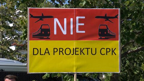 04.08.2022 | Protest przed Sejmem w sprawie CPK. "Państwo chce odebrać naszą własność"