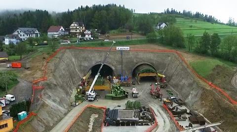 27.05.2017 | Powstaje najdroższy i najdłuższy tunel w Polsce. Górnicy pracują bez żadnych przerw