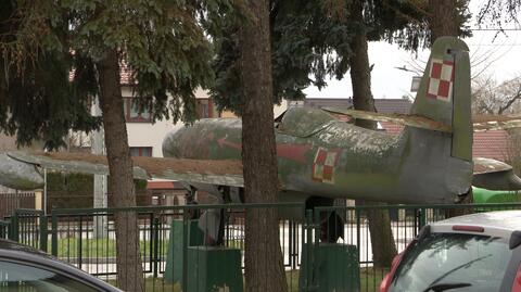 01.02.2023 | Władze Krakowa szukają właściciela samolotu z cokołu