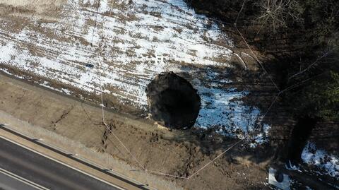 15.02.2023 | Nowa obwodnica zamknięta przez zapadlisko. Trwają badania geologiczne