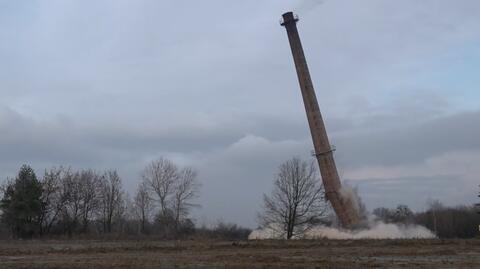 10.01.2023 | Gdańsk: saperzy wysadzili 65-metrowy komin po mleczarni
