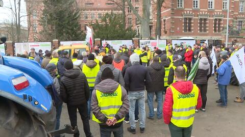 30.03.2023 | Rolnicy w Szczecinie nie kończą protestu mimo porozumienia z rządem