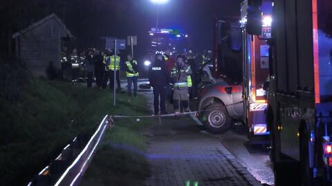18.04.2023 | Samochód osobowy zderzył się z ciężarówką. Zginęły cztery osoby, wśród nich nastolatkowie