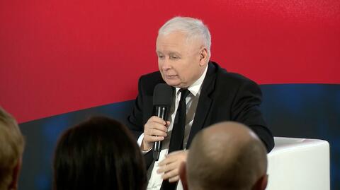 Skąd niska dzietność w Polsce? Jarosław Kaczyński wini alkoholizm kobiet