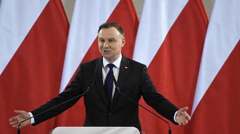 Czas się kończy. Andrzej Duda musi zdecydować, co z dwoma miliardami złotych