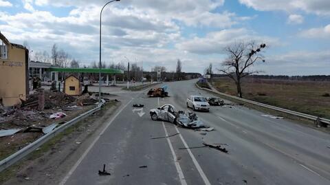 Ewakuacja z Buczy oczami świadków. "Zdaliśmy sobie sprawę, że zginiemy albo od bomby, albo od karabinu"