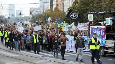 Jak skutecznie rząd PiS walczy ze zmianami klimatycznymi? Sondaż dla "Faktów" TVN i TVN24