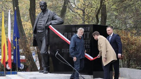 Ta sama uroczystość, a relacje się różnią. Kogo zabrakło na zdjęciach?